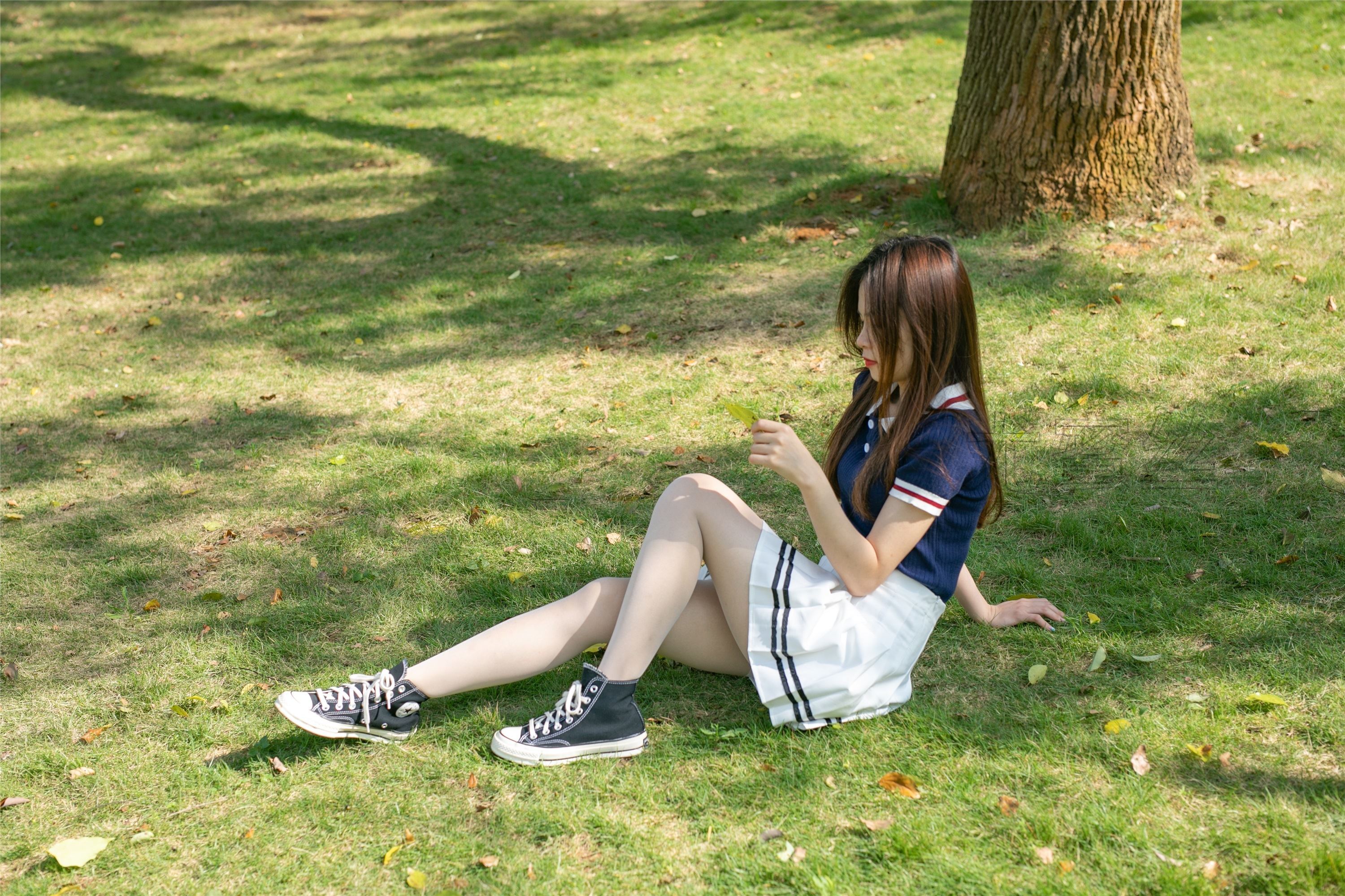 尤蜜丝 穿搭写真 NO.035